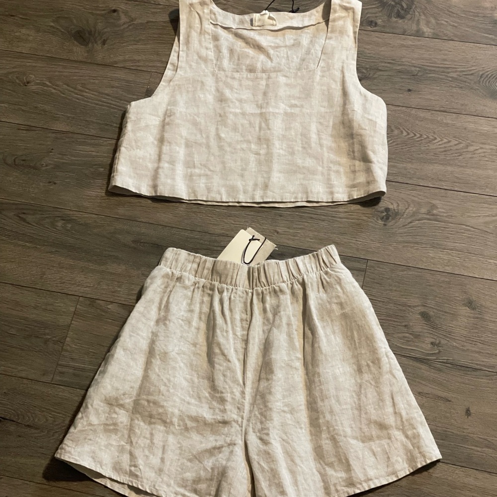 A. Ren Beige Linen Crop Top and Shorts Set - Top is Large, shorts are Small. NWT